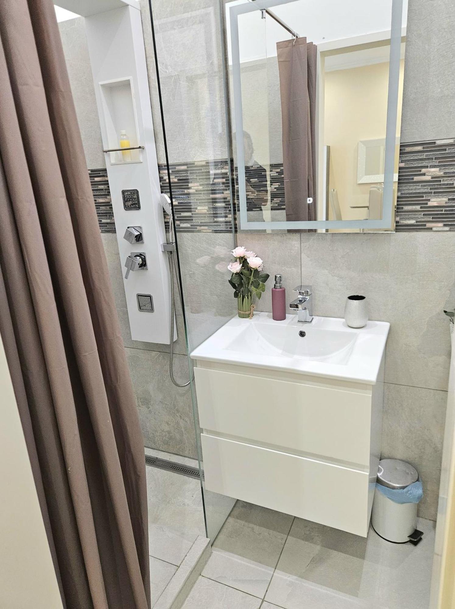 Appartement Designer Downtown Gem à Budapest Extérieur photo